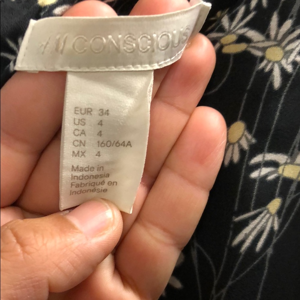 H&M romper - Picture 5 of 5